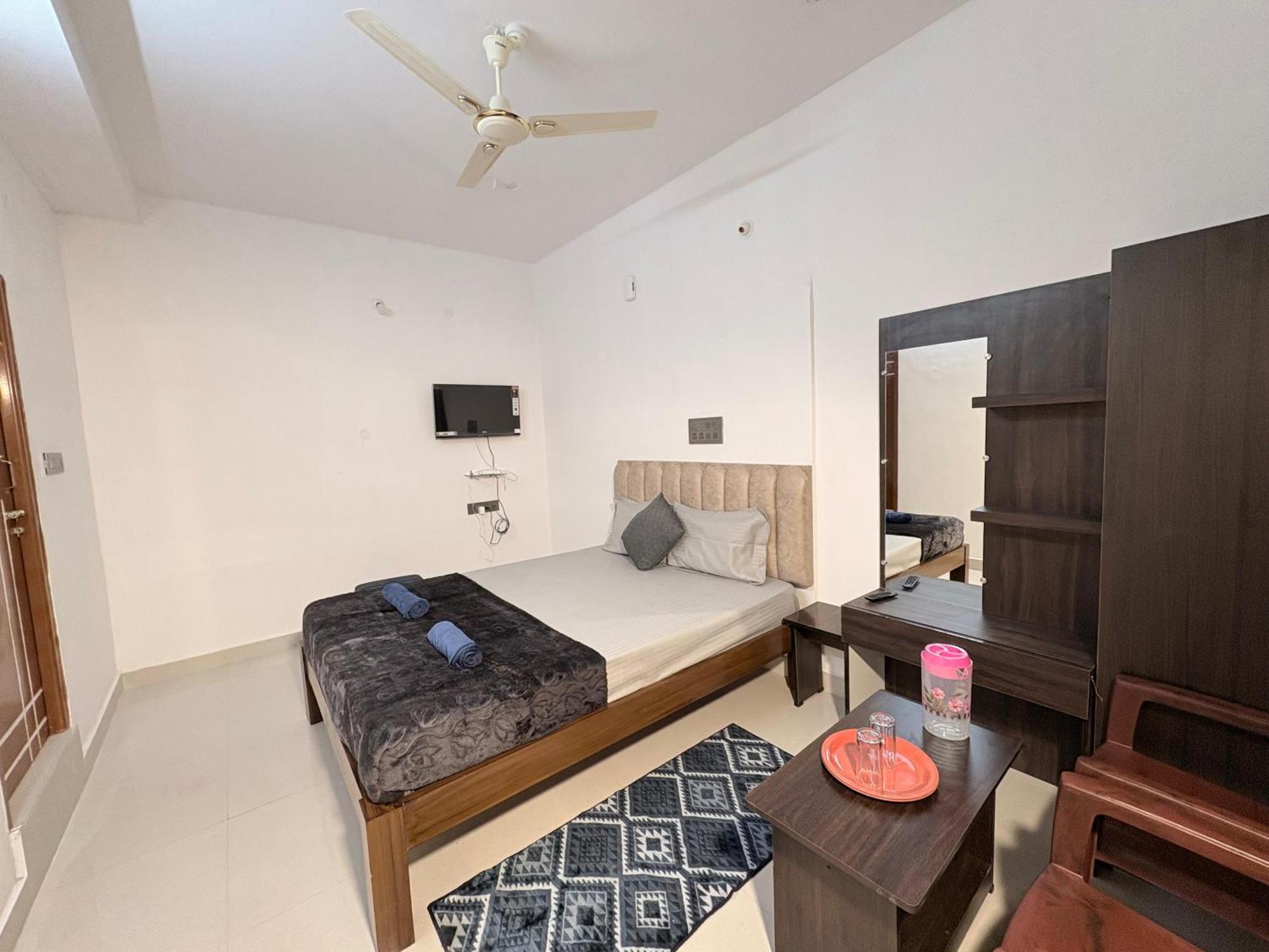 Spectra Inn Mysore Exterior foto